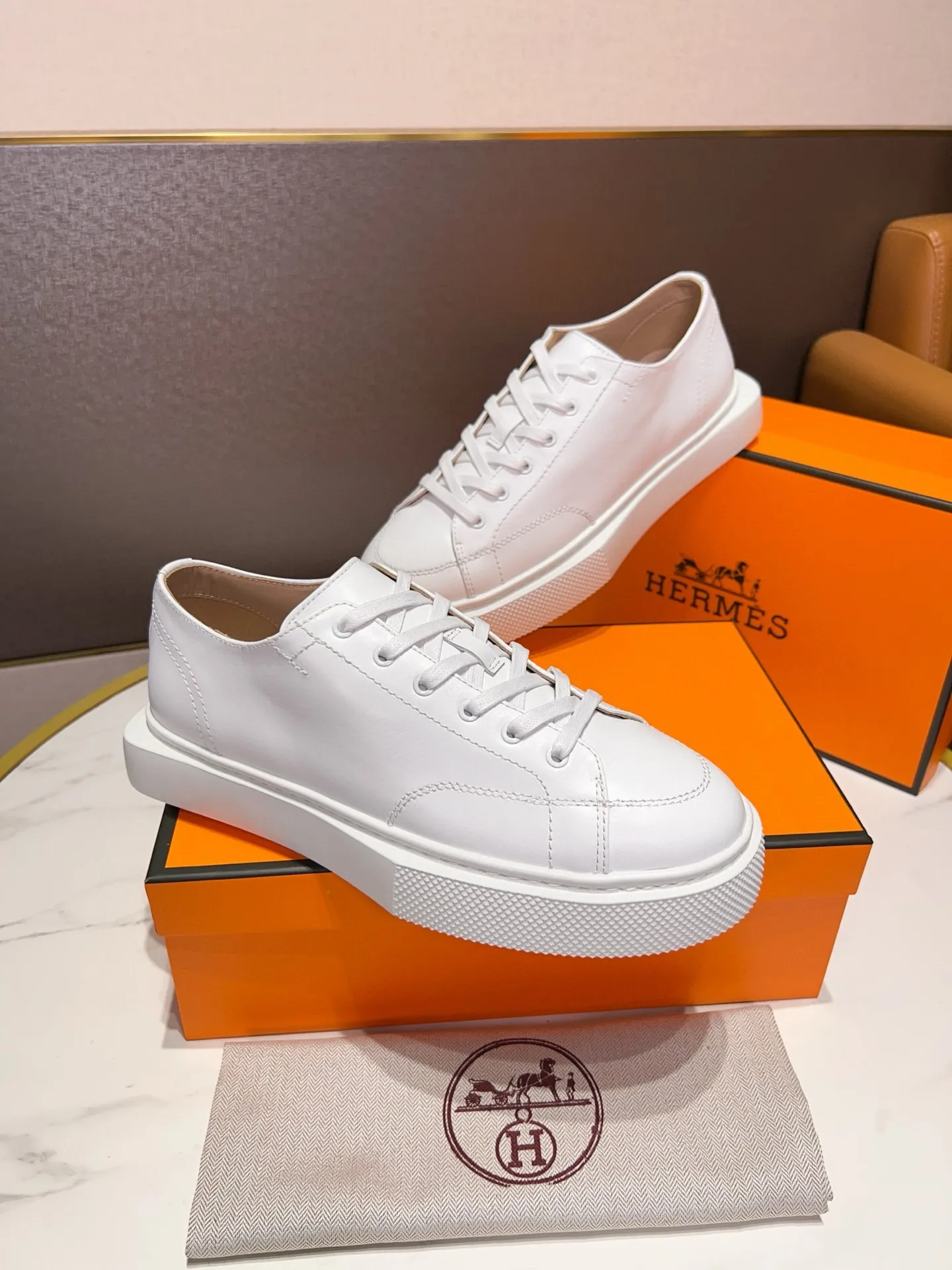Factory price: 438💰[HERMES] Hermès - high-end quality original order 🔍🔍new product from men's counter uppers imported from Italy cowhide, sheepskin lining soles: original factory special soles, exclusive movable molded soles super comfortable, original factory follow-up goods - super high quality control·fine workmanship: highlighted (high-end·nobility·grade) -Size: 38-44 (45 can be customized)·